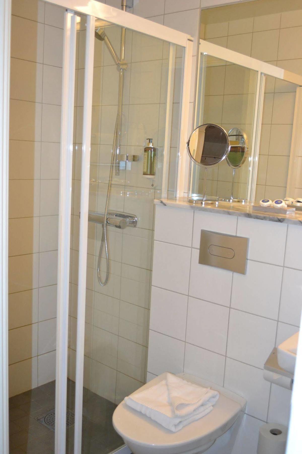 Hotell Nostalgi Motala Exteriér fotografie
